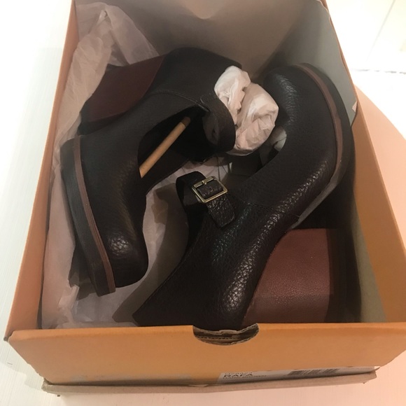 Korks women brown leather wedge heel NWB size 8 - Picture 5 of 8